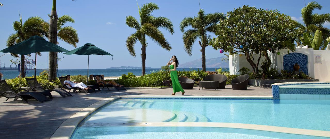 The Lighthouse Marina Resort Olongapo Exterior foto