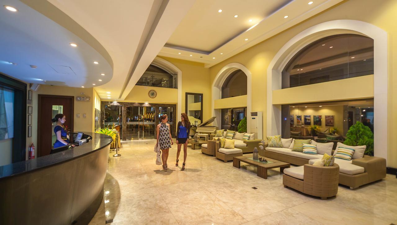 The Lighthouse Marina Resort Olongapo Exterior foto